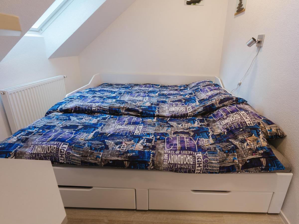 Blue Door Appartement Lesce  Buitenkant foto